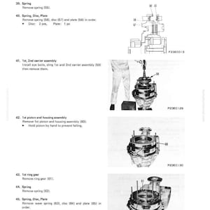 Pu&ograve; includere: Una pagina di un manuale che illustra lo smontaggio e il montaggio di una trasmissione Hydroshift. La pagina include diagrammi e istruzioni per la rimozione di molle, dischi, piastre e ingranaggi. Il testo include misure in pezzi.