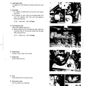 Puede incluir: Una p&aacute;gina de un manual que detalla el desmontaje y montaje de una bomba de inyecci&oacute;n de combustible. El texto incluye instrucciones para mangueras de combustible, tubos de lubricaci&oacute;n y otros componentes, acompa&ntilde;ado de diagramas y n&uacute;meros de pieza.