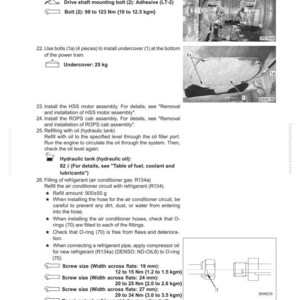 Puede incluir: P&aacute;gina de un manual que detalla los procedimientos de desmontaje y montaje de un tren de potencia. Incluye diagramas, tama&ntilde;os de pernos e instrucciones para tareas como la instalaci&oacute;n del conjunto motor HSS y la recarga del circuito del aire acondicionado.