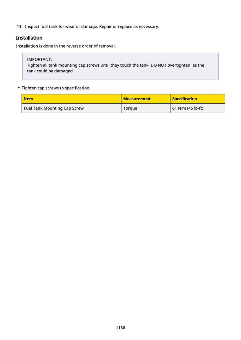 K&ouml;nnte beinhalten: Seite einer Installationsanleitung mit Anweisungen zur Inspektion und zum Einbau eines Kraftstofftanks. Der Text enth&auml;lt eine Warnung vor zu festem Anziehen der Schrauben. Eine Tabelle gibt das Drehmoment f&uuml;r die Kraftstofftank-Befestigungsschraube mit 61 N&middot;m an.