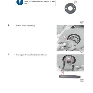 Op de afbeelding: Diagram van de montagestappen van een motor. Bevat een cirkelvormig onderdeel met gaten, een diagram van de installatie en een diagram van het inschroeven. Tekst in het Frans.