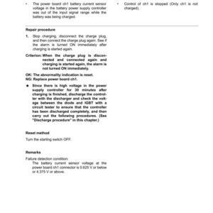 Op de afbeelding: Probleemoplossingsgids voor ERR-2210, met details over problemen met het batterijstroom-ingangssignaal van de ch1-stroomkaart. Bevat reparatieprocedures, resetmethoden en storingsdetectievoorwaarden. Tekst met spanningsmetingen in volt.