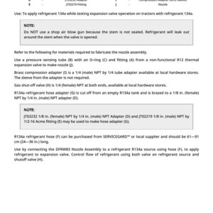 Puede incluir: Diagrama con una leyenda que detalla las piezas para el refrigerante 134a, incluyendo conexiones, mangueras y adaptadores. Se proporcionan instrucciones para aplicar el refrigerante mientras se prueban las v&aacute;lvulas de expansi&oacute;n en tractores.