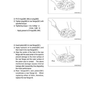 Op de afbeelding: Diagram met de montage van een achterste flensassemblage. De stappen omvatten het plaatsen van een stalen kogel, het aanbrengen van O-ringen, het aandraaien van een plug en het plaatsen van een zuiger. De afbeelding bevat tekst met koppel specificaties.