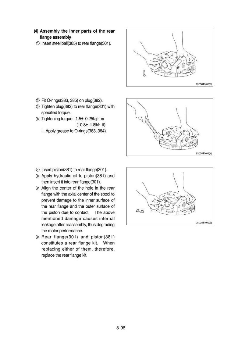 Op de afbeelding: Diagram met de montage van een achterste flensassemblage. De stappen omvatten het plaatsen van een stalen kogel, het aanbrengen van O-ringen, het aandraaien van een plug en het plaatsen van een zuiger. De afbeelding bevat tekst met koppel specificaties.