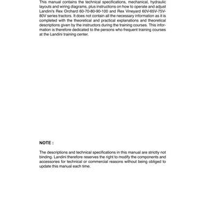 Op de afbeelding: Een wit handboek met zwarte tekst, met technische specificaties, mechanische lay-outs en bedradingsschema's voor Landini-tractoren. Het document bevat een voorwoord, een opmerking en informatie over de pre-saleservice. De tekst is in het Nederlands.