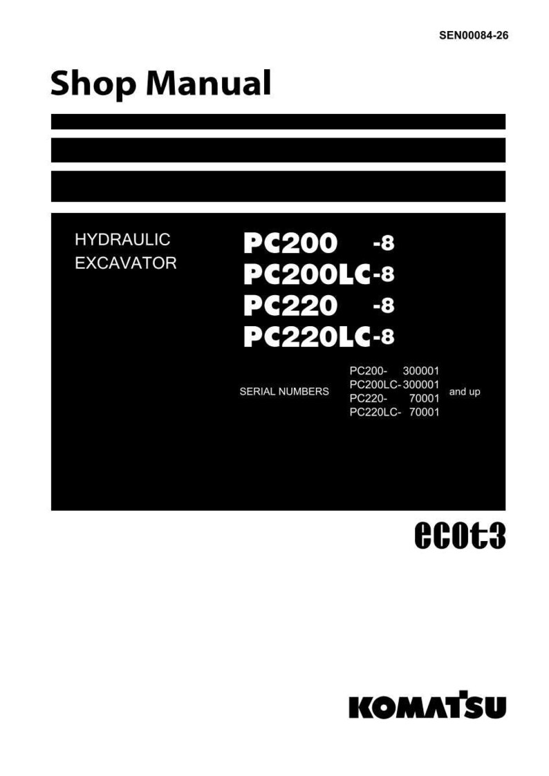 Peut inclure: Une couverture de manuel d'atelier en noir et blanc avec le texte "Shop Manual" en haut. Le manuel comprend des informations pour les excavatrices hydrauliques, y compris les mod&egrave;les PC200, PC200LC-8, PC220 et PC220LC-8. Le logo Komatsu est en bas.