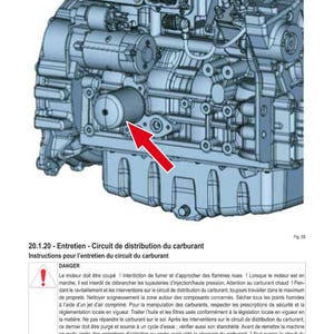 Może przedstawiać: Szczeg&oacute;łowy schemat obwodu dystrybucji paliwa silnika, ze strzałką wskazującą na konkretny element. Obraz zawiera instrukcje techniczne i ostrzeżenia dotyczące bezpieczeństwa.