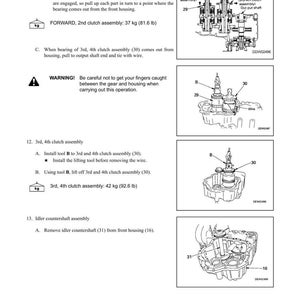Pode incluir: Diagrama de desmontagem e montagem da transmiss&atilde;o. A imagem inclui ilustra&ccedil;&otilde;es detalhadas de conjuntos de embreagem, engrenagens e outros componentes internos, com medidas em quilogramas e libras. Instru&ccedil;&otilde;es de texto e avisos tamb&eacute;m est&atilde;o inclu&iacute;dos.
