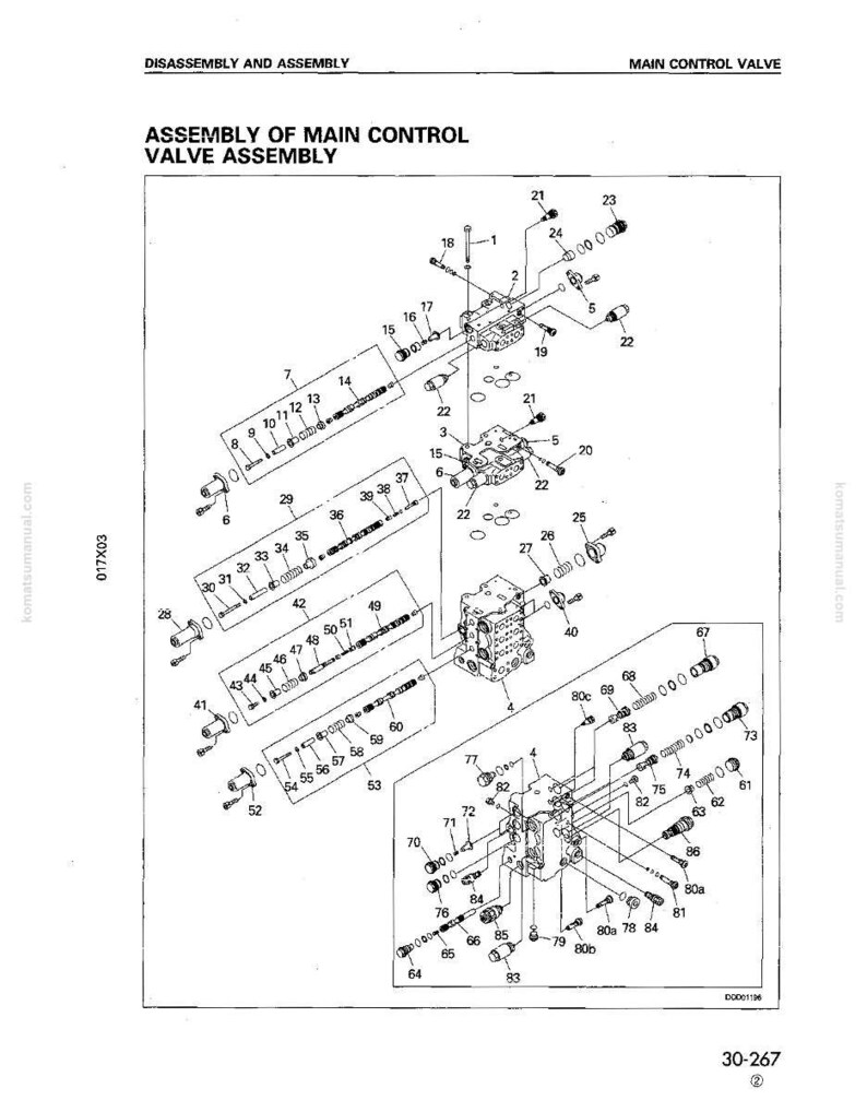 Pu&ograve; includere: Un diagramma esploso di un gruppo valvola di controllo principale, con etichette e numeri di parte. L'illustrazione in bianco e nero mostra vari componenti, tra cui valvole e bulloni, per la riparazione meccanica.