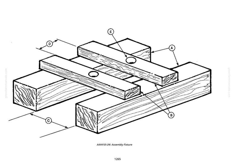 Puede incluir: Dibujo lineal de una plantilla de montaje hecha de bloques de madera. La plantilla tiene una base rectangular con dos bloques paralelos, que soportan dos bloques adicionales. Dos bloques m&aacute;s peque&ntilde;os con agujeros se colocan encima. El texto "A44418-UN: Assembly Fixture" est&aacute; debajo.