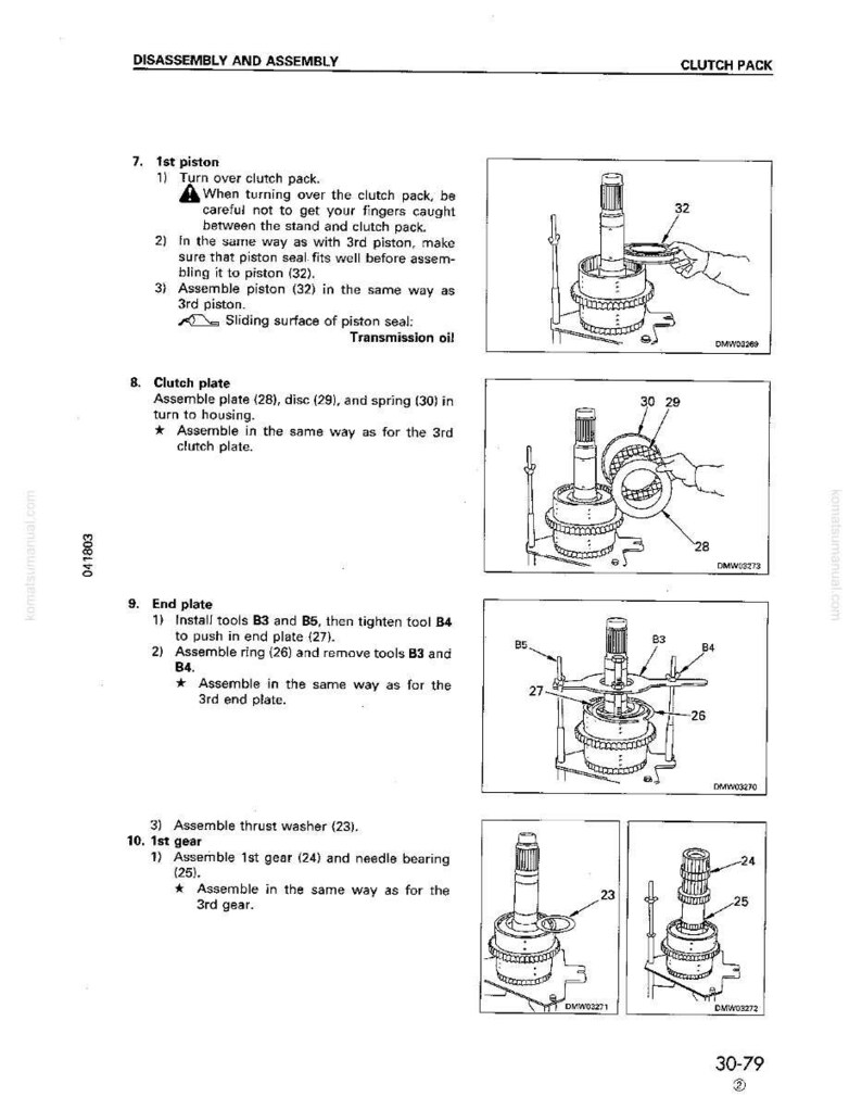 Op de afbeelding: Een gedetailleerde technische tekening uit een handleiding, getiteld "Demontage en montage" en "Koppeling". De zwart-wit illustraties tonen stappen voor het monteren en demonteren van mechanische componenten, met tekst.