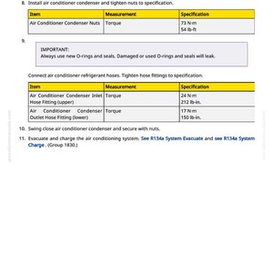 Puede incluir: Una p&aacute;gina de un manual de reparaci&oacute;n con instrucciones para el mantenimiento del sistema de aire acondicionado. Incluye especificaciones de par en N-m y lb-in para varios componentes como tuercas del condensador y conexiones de mangueras. Texto en blanco y negro.