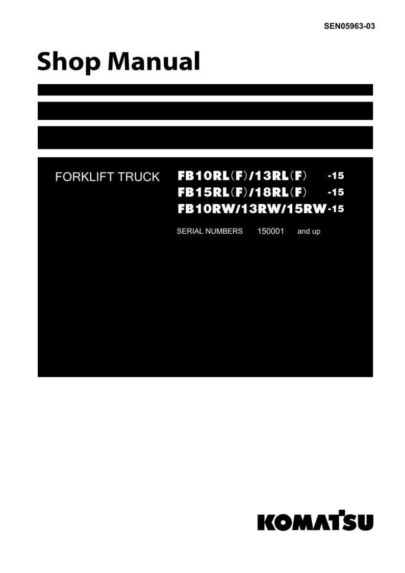 Puede incluir: Un manual de taller en blanco y negro con el texto "Shop Manual" en la parte superior. El manual incluye informaci&oacute;n sobre carretillas elevadoras, incluidos los n&uacute;meros de modelo y de serie. El logotipo de Komatsu est&aacute; en la parte inferior.