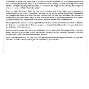 K&ouml;nnte beinhalten: Eine Seite aus einem Handbuch mit dem Titel &bdquo;&Ouml;llagerung und -bef&uuml;llung&ldquo;. Der Text beschreibt die Bedeutung der ordnungsgem&auml;&szlig;en Wartung des Hydrauliksystems, einschlie&szlig;lich der Vermeidung von Verunreinigungen und der Verwendung des richtigen Fluids.
