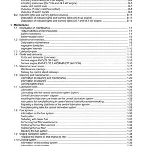 K&ouml;nnte beinhalten: Eine wei&szlig;e Keramik-Tasse mit schwarzem Henkel und dem Text "But First, Coffee" in fetter, schwarzer Schrift. Die Tasse steht vor einem verschwommenen Hintergrund, der eine gem&uuml;tliche Umgebung suggeriert.