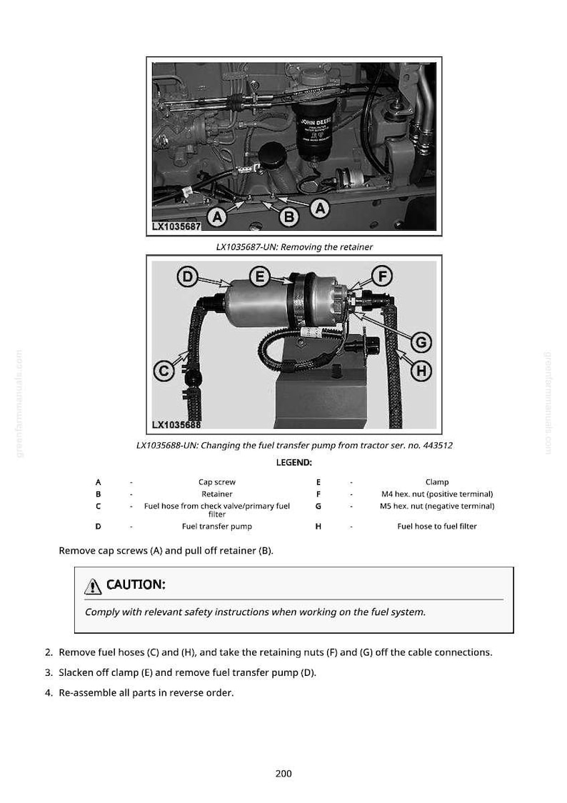Pode incluir: Diagrama do sistema de combust&iacute;vel de um trator com componentes rotulados. Inclui uma bomba de transfer&ecirc;ncia de combust&iacute;vel, mangueiras e um filtro. O texto indica as etapas para remover e substituir pe&ccedil;as, com um aviso de seguran&ccedil;a.