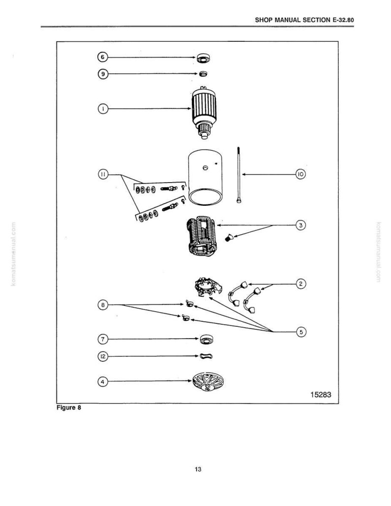 Puede incluir: Un diagrama expl&iacute;cito de componentes del motor, que incluye un filtro cil&iacute;ndrico, un cilindro redondo y varios pernos y conectores. La imagen es una secci&oacute;n del manual del taller con el texto "SHOP MANUAL SECTION E-32.80".