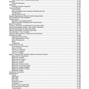 Puede incluir: Una detallada tabla de contenidos de un manual, con una lista de temas como "Lubricaci&oacute;n de la cadena de transmisi&oacute;n", "Neum&aacute;ticos y ruedas" e "Inspecci&oacute;n del cilindro hidr&aacute;ulico". El texto est&aacute; en negro sobre fondo blanco.