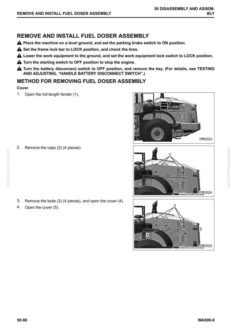 Op de afbeelding: Een pagina uit een technisch handboek met instructies voor het verwijderen en installeren van een brandstofdoseerunit. De pagina bevat diagrammen van een Komatsu WA500-8 machine, met genummerde stappen en labels voor onderdelen.