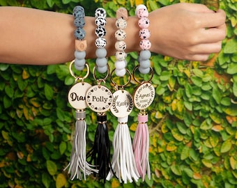 Personalized Wristlet Keychain,Wristlet Keychain,Wristband Key Ring,Hands Free Bangle Keychain,Custom Silicone Beaded Bracelets Gift for Her