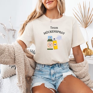 Lustiges Shirt, Sommer Shirt, Urlaub Zuhause, Shirt, Urlaub Shirt, Sommer Ferien, Sommer Deutschland, Sommerferien Shirt, Deutscher Sommer