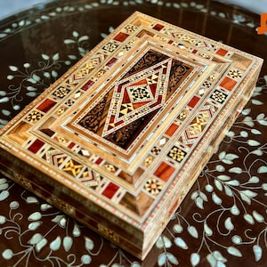 Handmade Wooden Box - Solid Wood Keepsake Box - Jewelry Box, Gift Box, Decorative Storage - Artisan Crafted