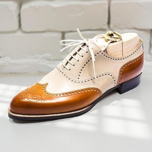 Handmade Two-Tone Leather Wingtip Oxford Brogue Shoes