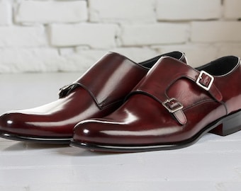 Bordeauxrode herenschoenen met dubbele gemonnikt bandjes, handgemaakte leren geklede schoenen