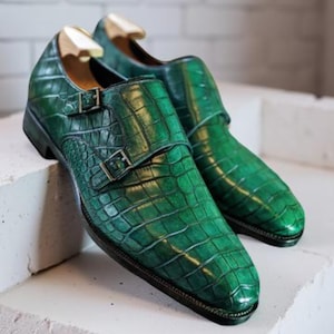 Men’s Green Crocodile Double Monk Strap Shoes Handmade Luxury Leather Shoes image 1