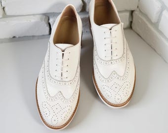 Handmade White Leather Oxford Brogue Shoes: Unisex Wingtip Dress Shoes