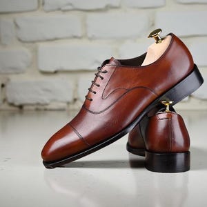 Men’s Handmade Leather Oxford Cap Toe Shoes Classic Brown Formal Dress Shoes Luxury Wedding and Office Footwear
