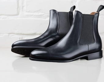 Handgemaakte zwarte leren chelseaboots: klassieke enkellaarzen voor heren