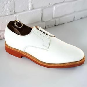 Handmade White Leather Derby Shoes: Classic Men&#39;s Wedding Dress Shoes