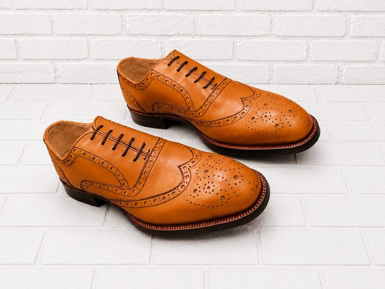 Zapatos Oxford de cuero marrón hechos a mano con punta brogue: zapatos de vestir formales imagen 9