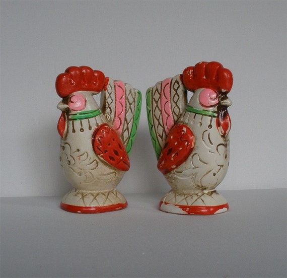 Items similar to Vintage Rooster Salt and Pepper Shakers Made in Japan on Etsy