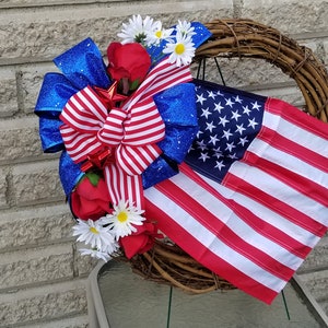 Patriotic Cemetery Wreath with Roses and Daisies