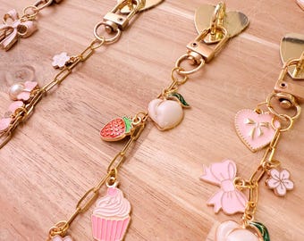 Kindle Charm Chain: Book Lover E-reader Accessory