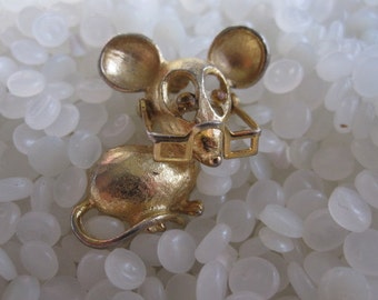 Vintage Goldtone Textured Rhinestones MOUSE with EYEGLASSES Pin Brooch AVON