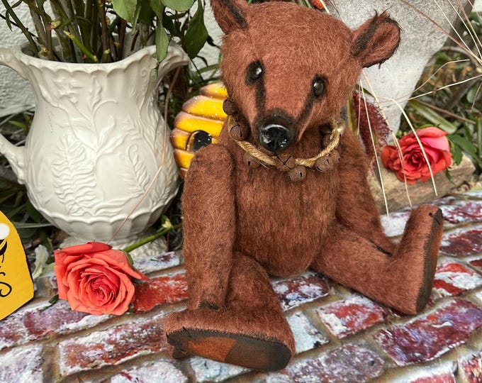 Papi - 13 inch mid brown mohair wild bear