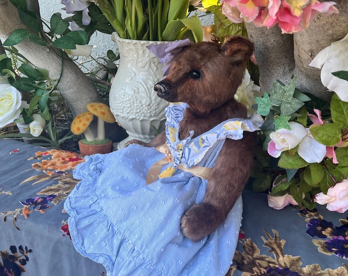 Delores - 14 inch dense caramel mohair wild bear