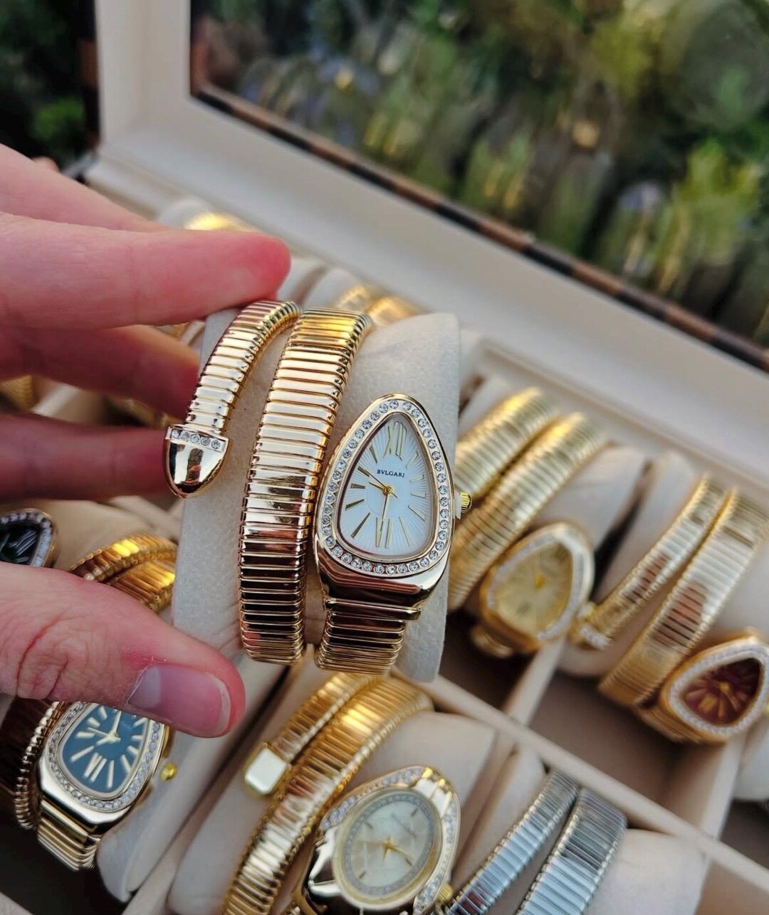 Small Gold Watch, Vintage Watch, Gold Watch, Vintage Women's Watch — free download