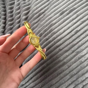 Vintage Watch for Women Luxury Elegant Quartz Watch Women Model Bracelet Casual Watches
