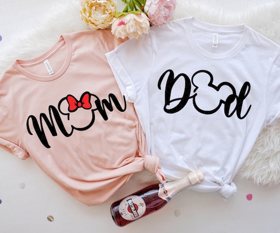 Disney Mom Png, Mother's Day Png, Minnie Mom Png, Disney Mom and Dad Png, Mickey Dad Png, Disney family Couple Trip Png