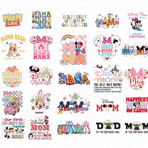 Puede incluir: Una colección de 20 diseños digitales coloridos con personajes de Disney y texto relacionado con la maternidad. Los diseños incluyen frases como "Mom Life", "Happiest Mom on Earth", "Disney Mom" y "Mama Bear".