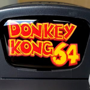 Donkey Kong 64 (Version 2), Logo, Faceplate | For Nintendo 64 Console