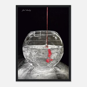 A Drop of Blood - Hyperrealistische Bleistiftzeichnung, Wasser Poster Druck, Wasser Kunstdruck, realistische Zeichnung, modernes Wohndekor, Goldfischglas Druck