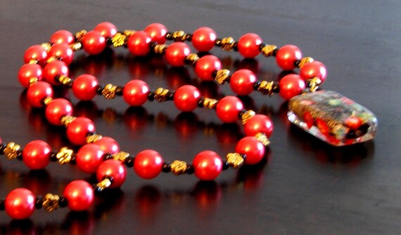 MAGNETIC PEARL SCARF NECKLACE - ORANGE main image 1