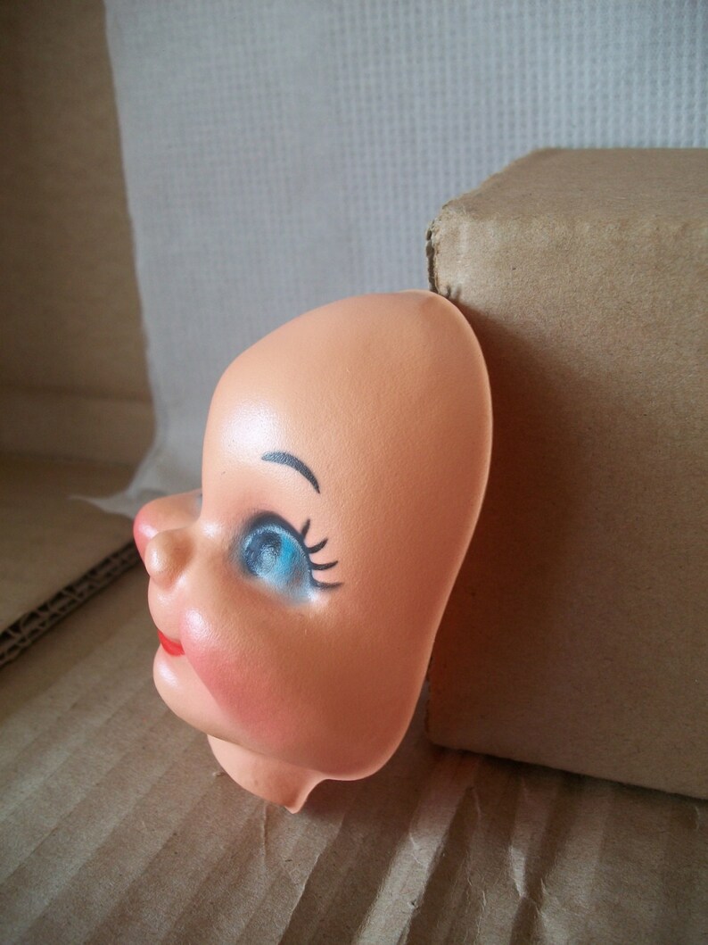 Vintage 3 Inch Plastic Doll Face Mask **