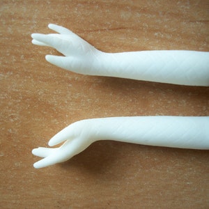Vintage Specialty Etched Plastic Lady Doll Gloved Arms FibreCraft/Mangelsens